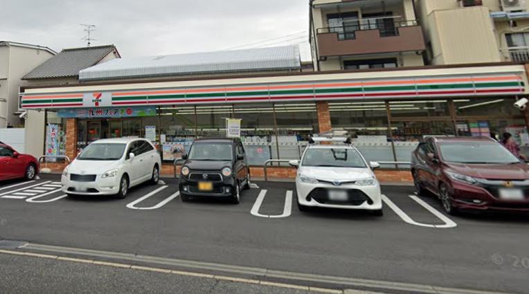 コンビニ　セブンイレブン 名古屋葉池町店（コンビニ）まで813m