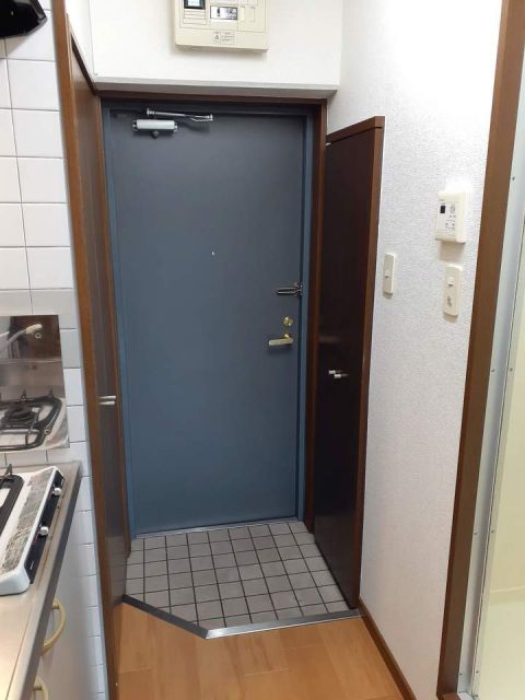 高城マナ-ハウスの玄関写真