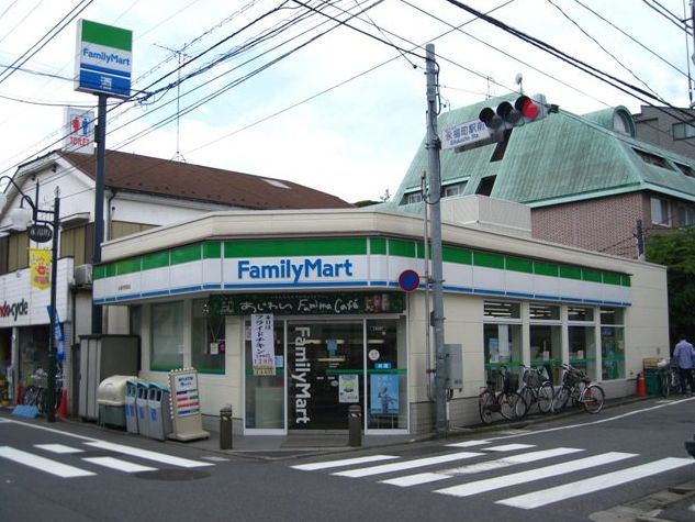 コンビニ　ファミリーマート永福町駅南店（コンビニ）まで656m