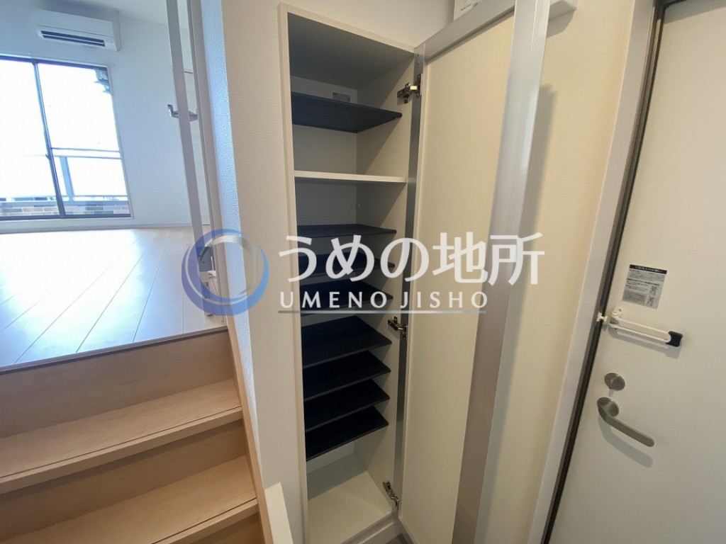 収納　靴箱