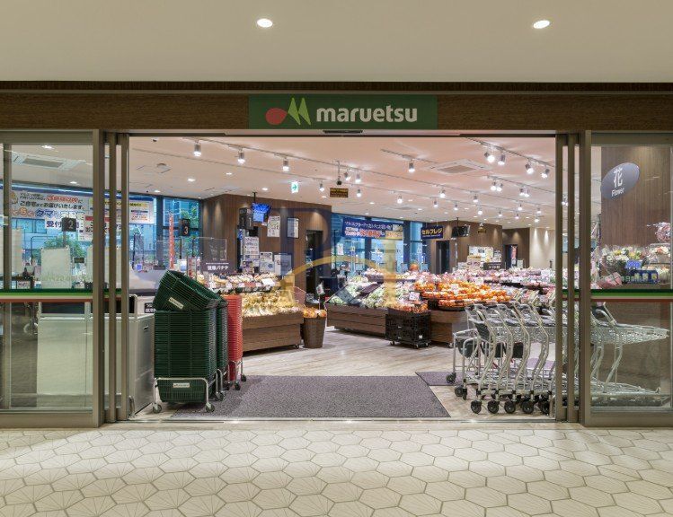 スーパー　マルエツ春日駅前店（スーパー）まで430m