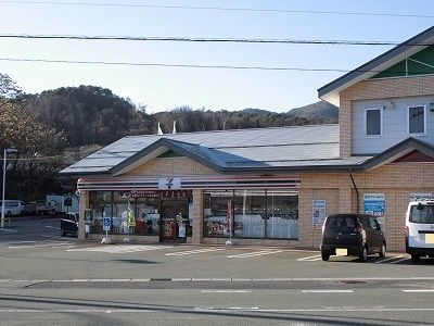 コンビニ　セブンイレブン（コンビニ）まで210m