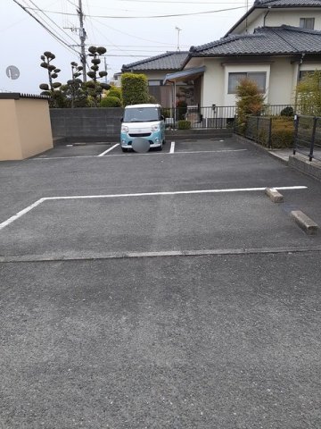 駐車場　駐車場があります