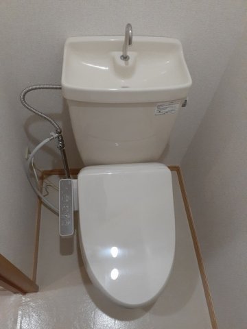 トイレ　コンパクトで使いやすいトイレです