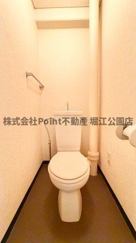 地下鉄御堂筋線 なんば駅 徒歩10分 10階建 築39年のトイレ写真