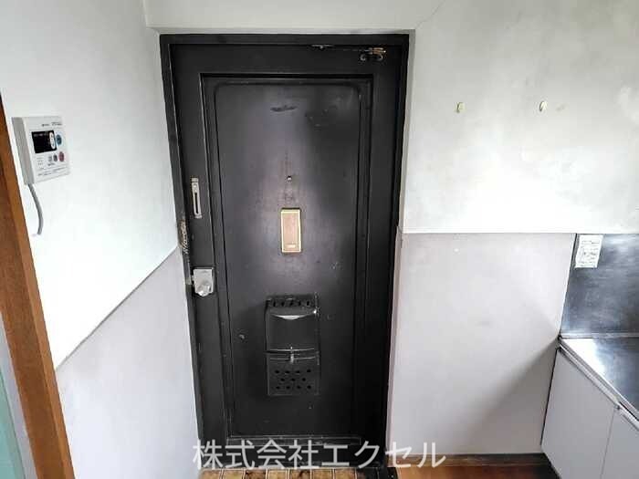 玄関　玄関です。