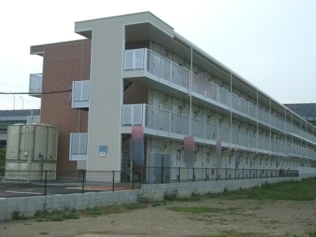 北九州市小倉北区東篠崎のマンションの建物外観