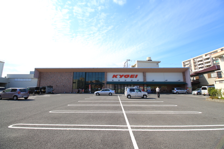 スーパー　キョーエイ福島店（スーパー）まで739m