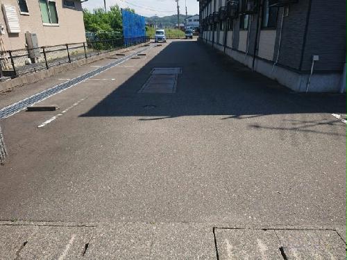 【レオパレス前田IIの駐車場】