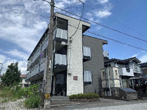 【レオパレスまほろば高見の建物外観】