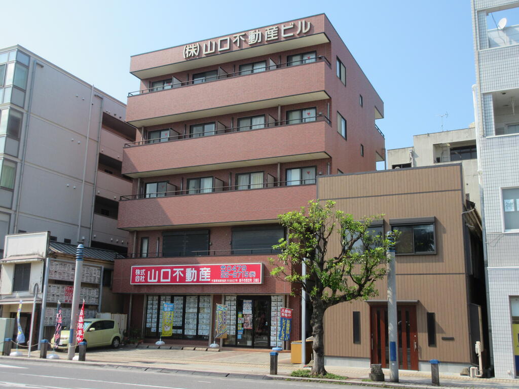 駅前マンション銚子の建物外観