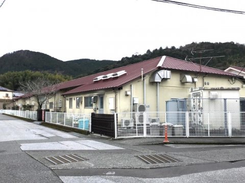 【フジパレス高知 E棟の幼稚園・保育園】