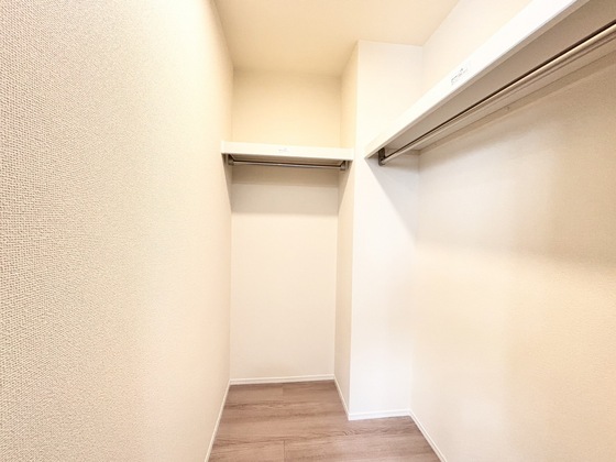 収納　ウォークインクローゼット