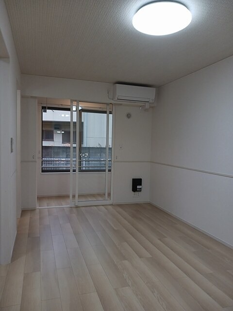 居室・リビング　エアコン付き