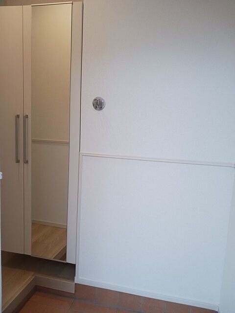 玄関　シューズボックス完備の玄関です。