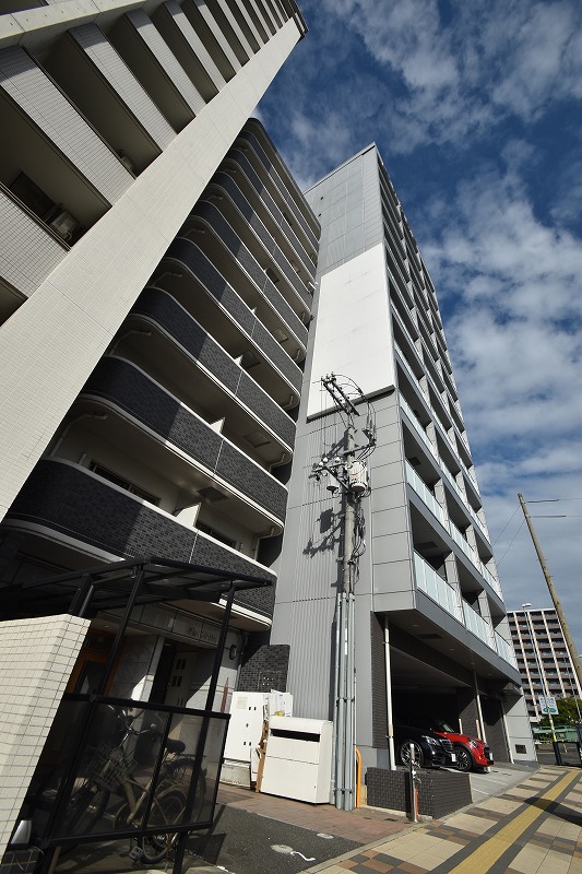 建物外観　外観南向き綺麗なマンション