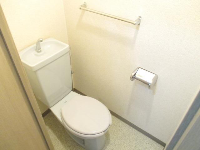 トイレ　あまり掃除しないと運が下がるかも