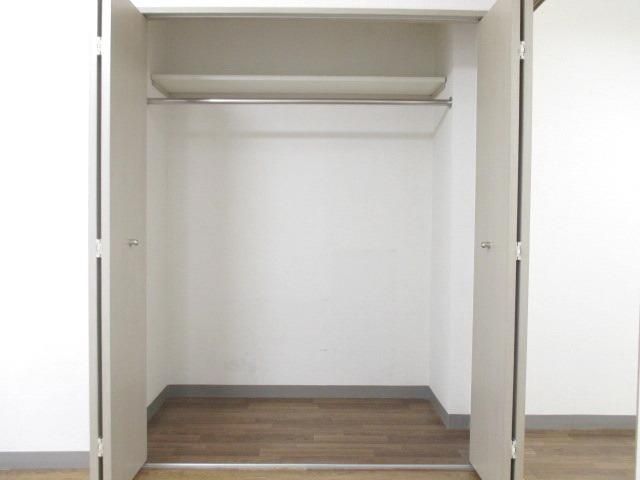 収納　広いクローゼットは嬉しいですね♪