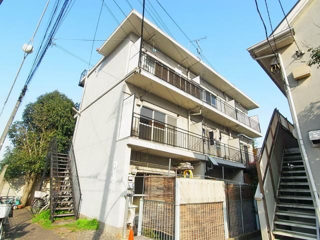 建物外観　☆南東向き３階建マンション☆