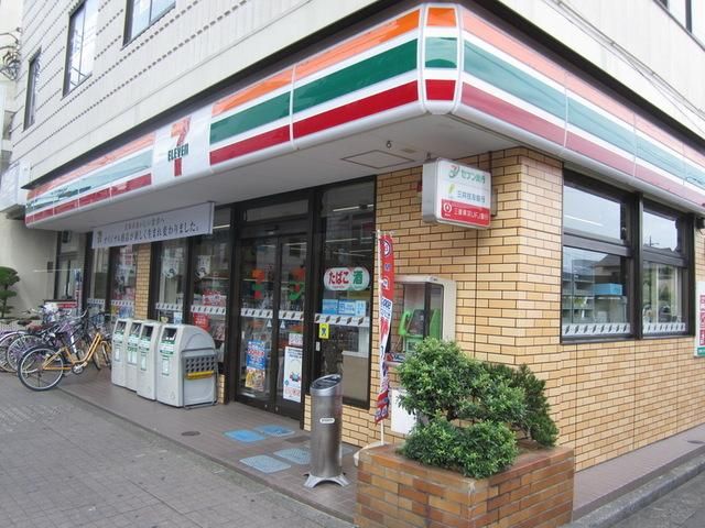 コンビニ　セブンイレブン立川高松町店（コンビニ）まで673m