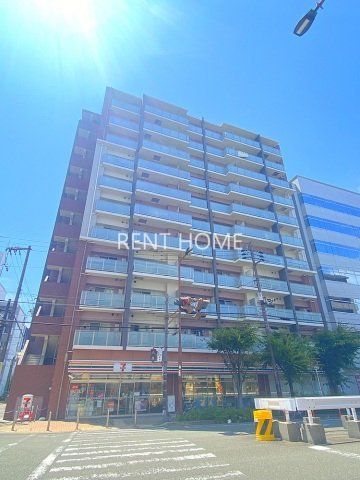 建物外観　鉄筋コンクリート造１１階建てマンション