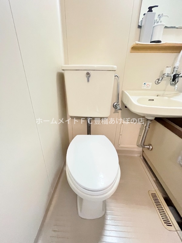 トイレ　同型別部屋写真