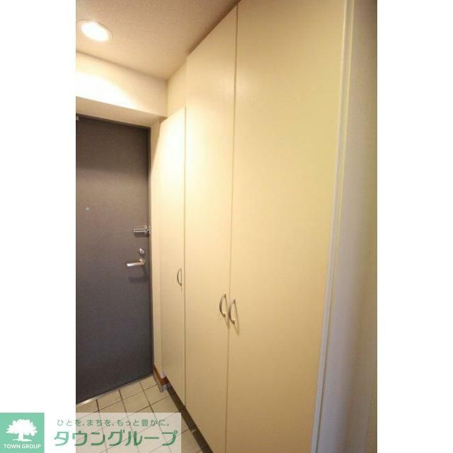 玄関　お部屋探しは株式会社　タウンハウジング　までお気軽にお問合…