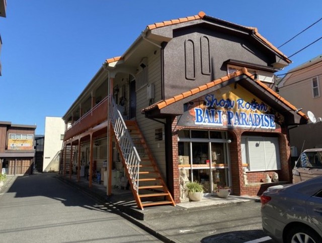 建物外観　～落ち着いた場所だな～