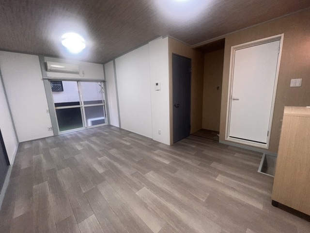 居室・リビング　～広々空間～