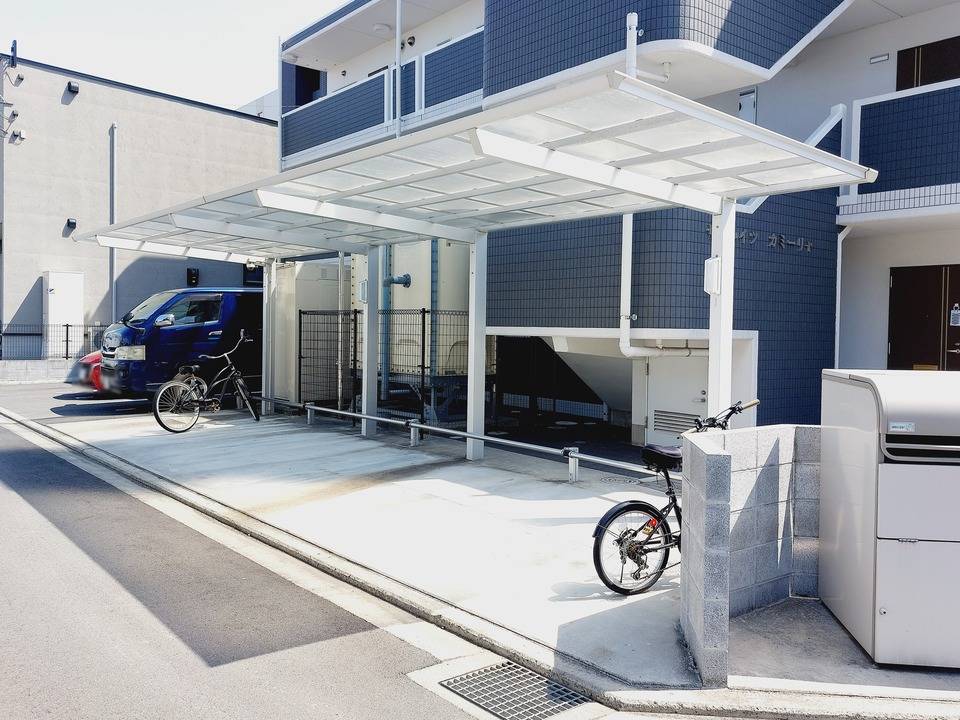駐車場　駐輪場