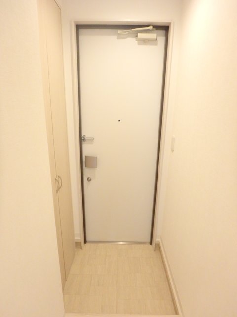 玄関　同間取り別号室参考画像