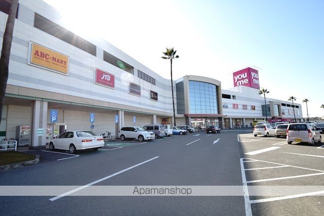 ショッピングセンター　ゆめタウン八代店（ショッピングセンター）まで983m