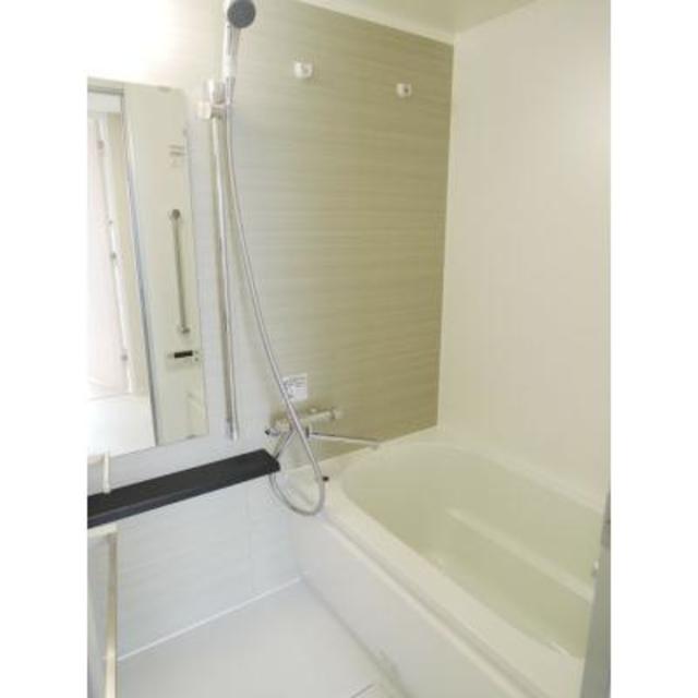 バス・シャワールーム　※写真は同タイプ住戸です。