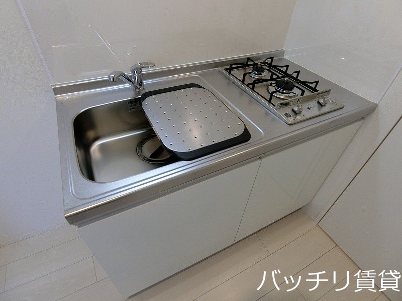 キッチン　画像は同型タイプの為現状を優先致します。