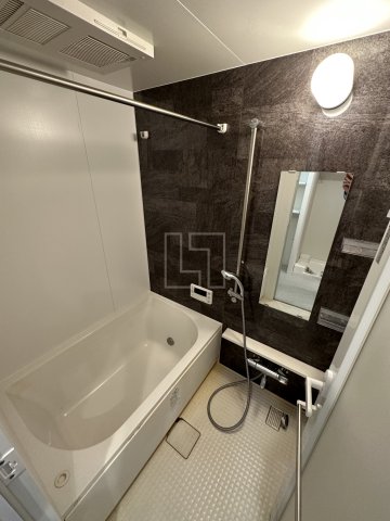 バス・シャワールーム　LEGALAND+難波南　浴室