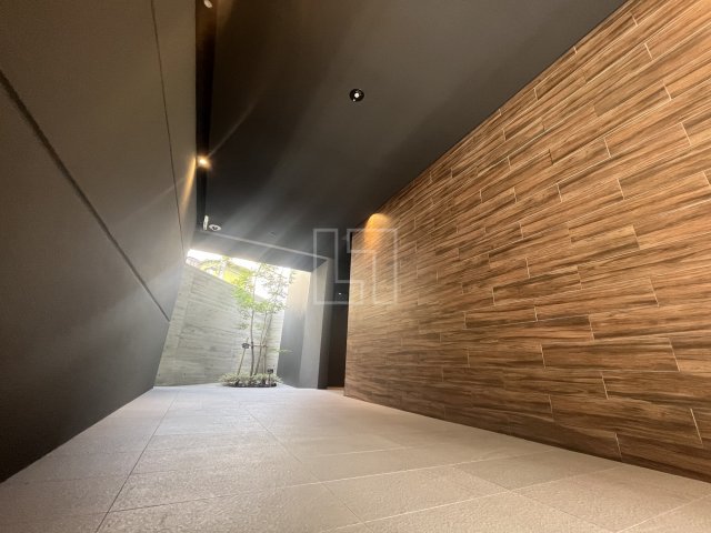 ロビー　LEGALAND+難波南　ロビー