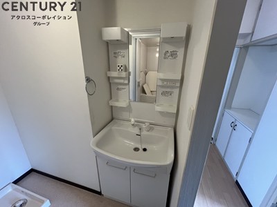 洗面設備　独立洗面化粧台付きでおすすめです！