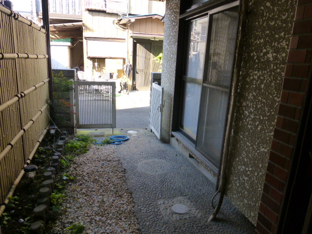 エントランス　リフォーム後の室内写真近日UP予定