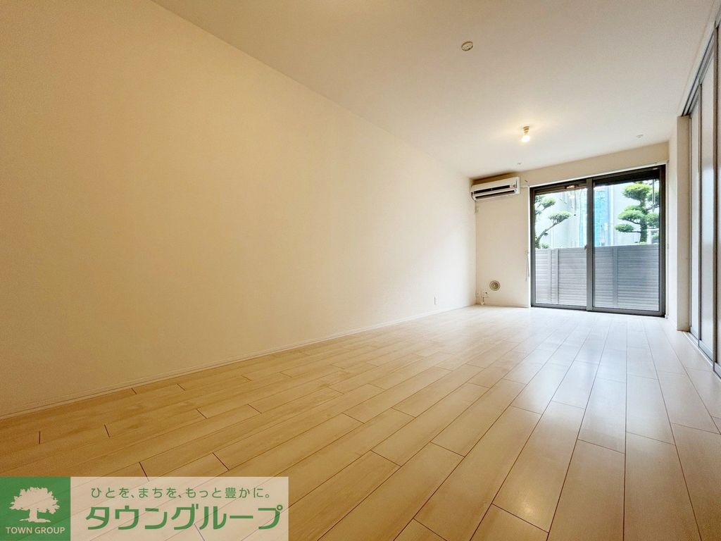 その他部屋・スペース　ＬＤＫ１３.５帖の広々と」したお部屋です