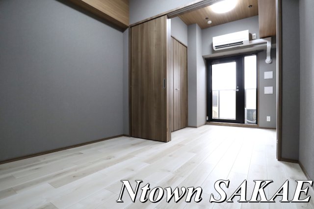 居室・リビング　こちらのリビングで趣味の時間をお楽しみください