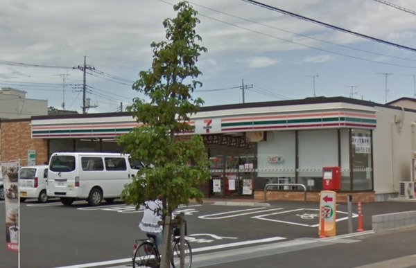 コンビニ　セブン-イレブン 岩槻江川店（コンビニ）まで968m