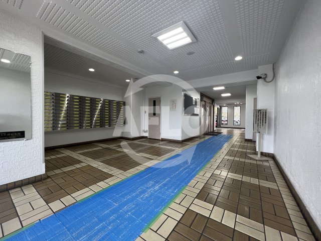 ロビー　ファミリープラザ朝潮橋B棟　ロビー