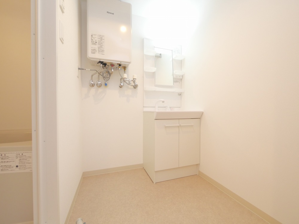 洗面設備　☆人気のシャワー付洗面台☆