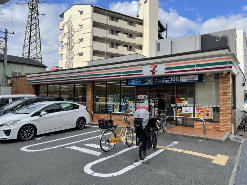 コンビニ　セブンイレブン 大阪成育1丁目店（コンビニ）まで394m