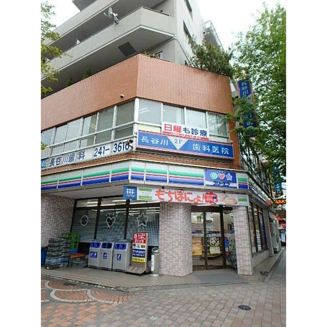 コンビニ　スリーエフ（コンビニ）まで31m