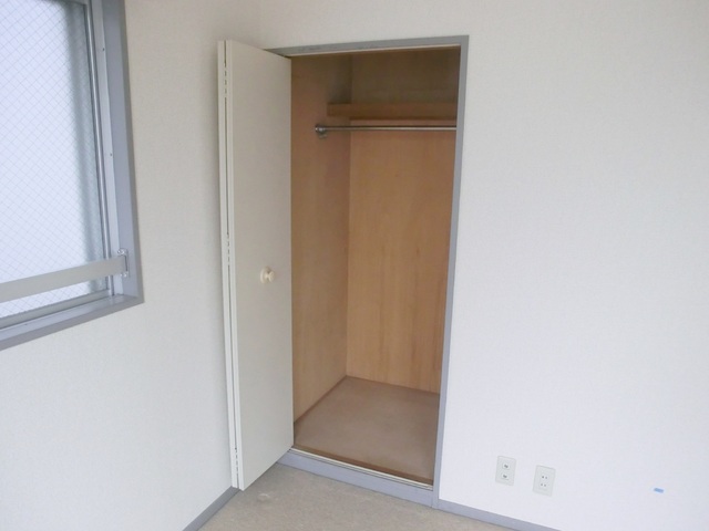 収納　洋室の収納です。