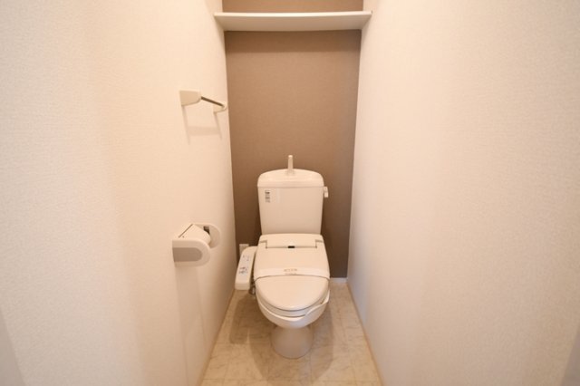 トイレ　シンプルで使いやすいトイレです