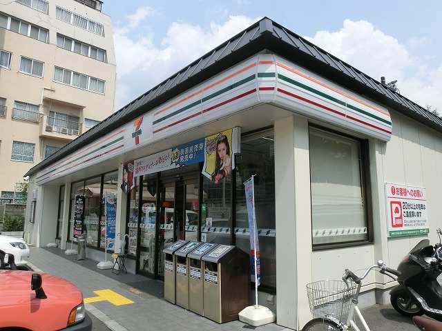コンビニ　セブンイレブン 一乗寺北大丸町店（コンビニ）まで471m