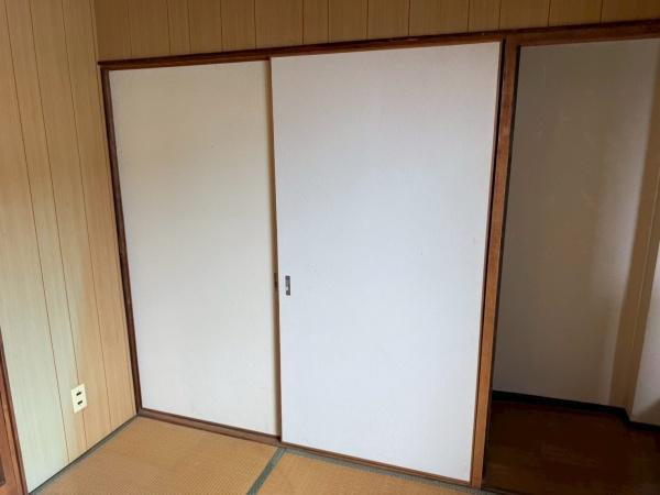 収納　押し入れ
