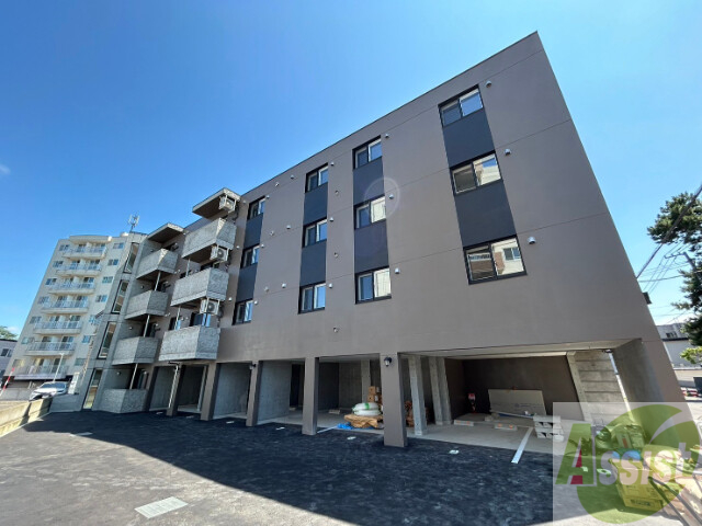 建物外観　札幌市東区北１１条東「Ｇｒａｎｄ－ＰｌａｃｅＮ１１Ｃｏｃｏｒ